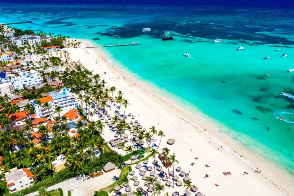 Recruit, Hire and Pay Employees in Dominican Republic with Remote People