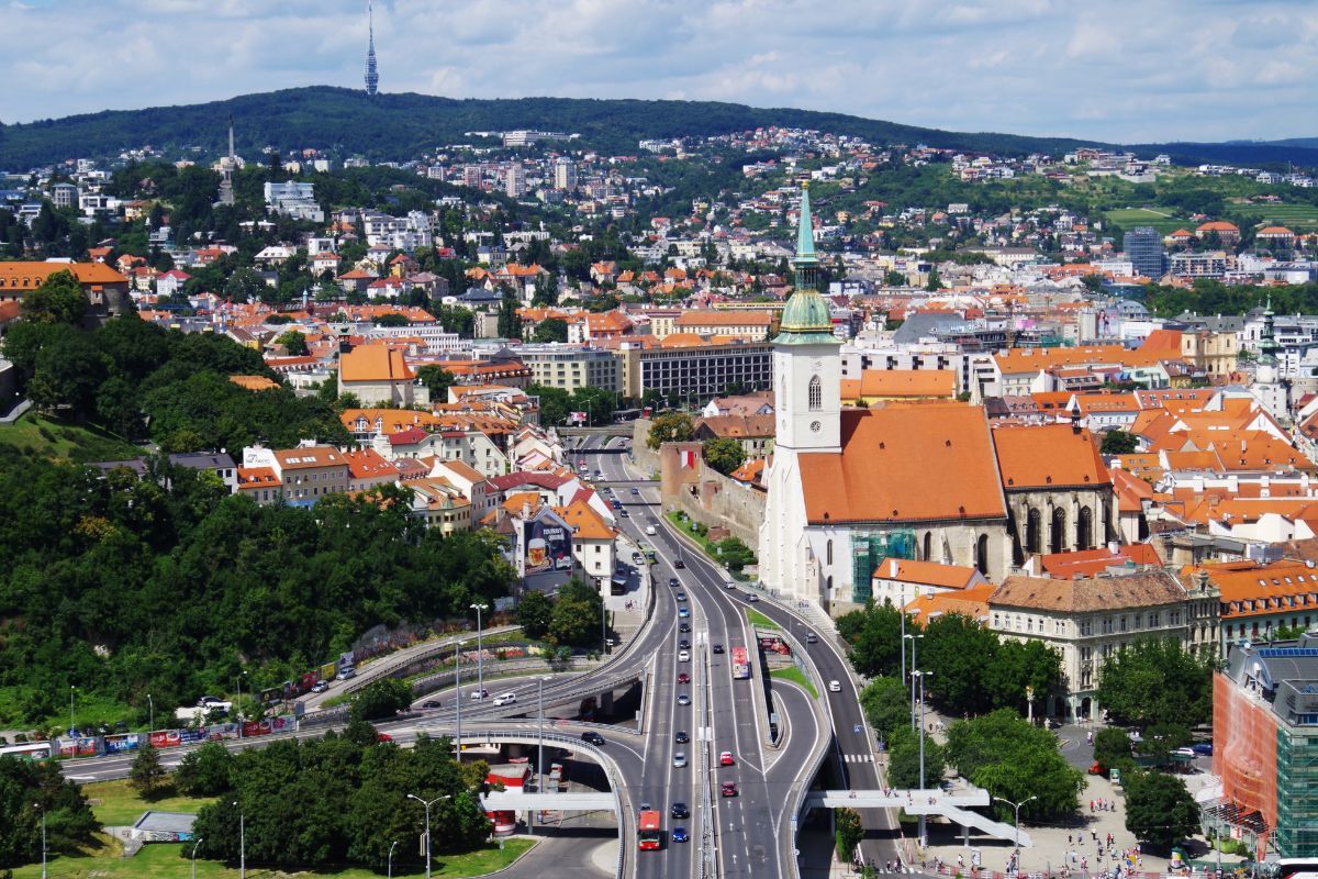 slovakia peo service and platform overview